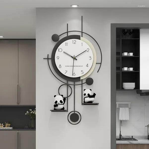 Relojes de pared Reloj Panda Reloj Sala de Estar Moderno Simple Atmosférico Decoración Creativa Silencio