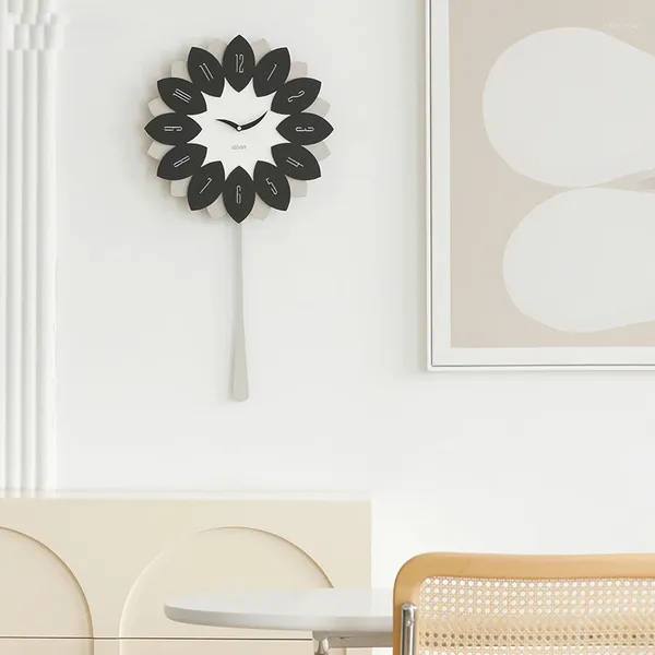 Relojes de pared Reloj con dobladillo de cuarzo perforado Estilo moderno Ambiente simple Sala de estar Dormitorio Arte Pétalos de flores Decoración creativa