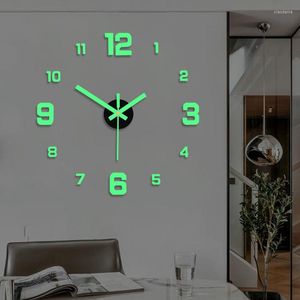 Wandklokken Punch-Vrije Luminous Clock Home Living Room Decoratie Hangen Simple Creative Mute Slaapkamer Net Red Digitaal