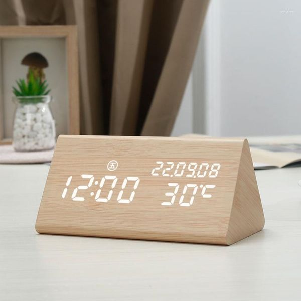 Relojes de pared Retro Despertador de madera LED Silencioso Electrónico Creativo Mesita de noche Adornos luminosos para el salón