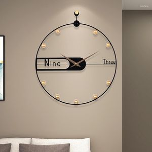 Horloges murales Ronde Minimaliste Horloge Simple Face Pointeur Métal Silencieux Pour Salon Chambre Étude Restaurant Hall D'entrée Décor