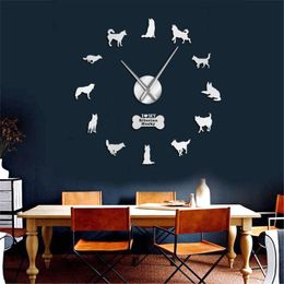 Wandklokken Siberische Husky Russisch Hondenras DIY Grote Silent Clock Sibirskiy Haski Zelfklevende Sticker Giant Art Home Decor horloge