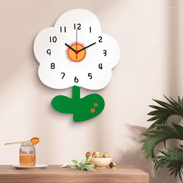 Horloges murales Simple fleur bois dessin animé horloge salon enfants silencieux maternelle mode Quartz