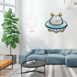 Horloges murales UFO forme Design horloge dessin animé créatif silencieux salon chambre décoration de la maison bois suspendu ornement ZD513