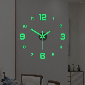 Horloges murales utile pendaison horloge légère Style nordique lumineux précis décor à la maison tic-tac pour la cuisine