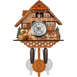Relojes de pared Reloj de cuco vintage Selva Negra Batería de madera Estilo nórdico Sala de estar Accesorio de decoración del hogar