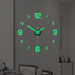Wandklokken wandklok eenvoudige lichtgevende digitale klok Europese stijl Diy Silent Wall Clock Studie Woonkamer Punch-Vrije wandsticker Klok 230814