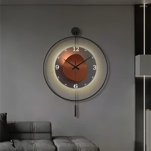 Horloges murales Montre Horloge Suspendue Salon Sans Poinçon Collé De Haute Qualité Décorative TV Muet Grille