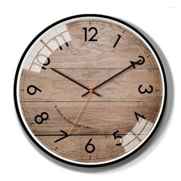 Horloges murales Horloge à grain de bois 3D Nordic Metal Design moderne pour la décoration de la maison Quartz Super Mute Montre Grand