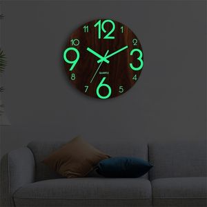 Horloges murales Horloge 3D en bois Design moderne Numéro lumineux suspendu Silencieux brillant dans l'obscurité Salon Décoration Montre Silencieuse 220930