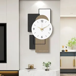 Horloges murales en bois maison horloge décoration main cadeau unique art rond moderne noir blanc chambre reloj pared décor