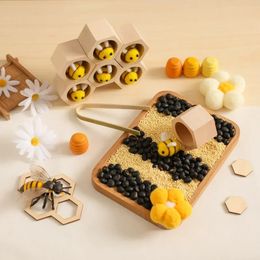 Wanddecoratie 1 set Houten bijenkorfspeelgoed Educatief verlichtingsspeelgoed voor kinderen Vroeg onderwijs Montessorispel Kleine bijenspeelgoed Kerstcadeau 231120