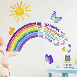 Muurdecor cartoon regenboog Engelse vlinder muur sticker kinderkamer slaapkamer huisdecoratie wallpaper achtergrond decor zelfklevende stickers d240528