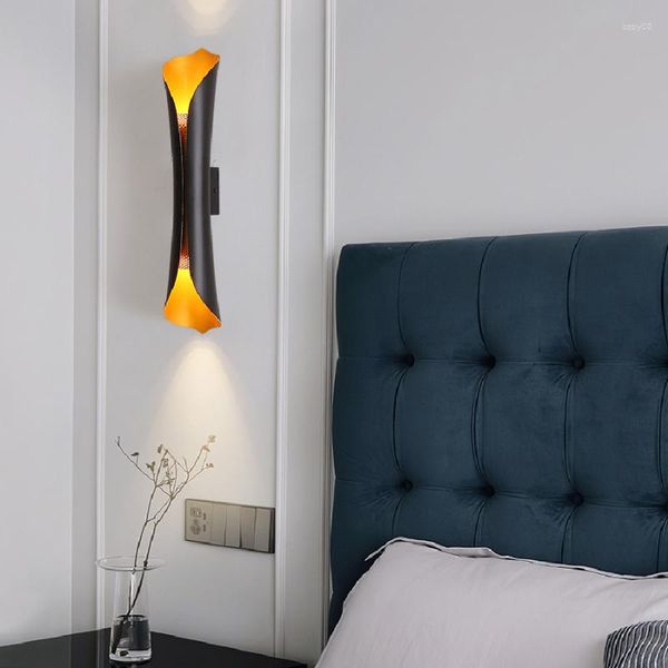 Applique 2023 LED Dimmable Torche En Forme Noir Blanc Or Minimalisme Nuit Fer Allée Lumières Salon Chambre Étude Décor