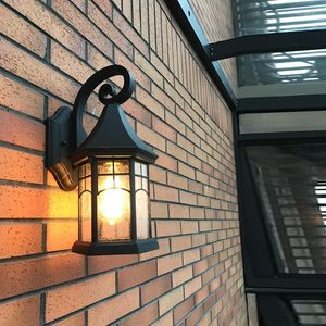 Lámpara de Pared American Country Industrial Tipo Negro / Vintage Plateado Aluminio Impermeable Con E27 Glass Edison Bulb Courtyard