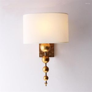 Wall Lamp American Gold Leaf Luxe lampen slaapkamer bedkamer bedacht gangpad retro vergulden ijzeren sconce lichten studeren woonkamerverlichting