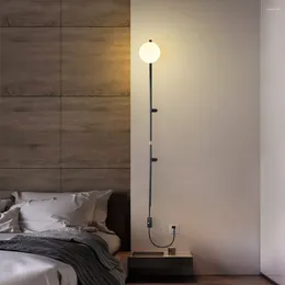 Lámpara de pared Dormitorio Sala de estar Luz de vidrio Cableado libre con enchufe de alambre Modelado de pasillo Norte de Europa Moderno