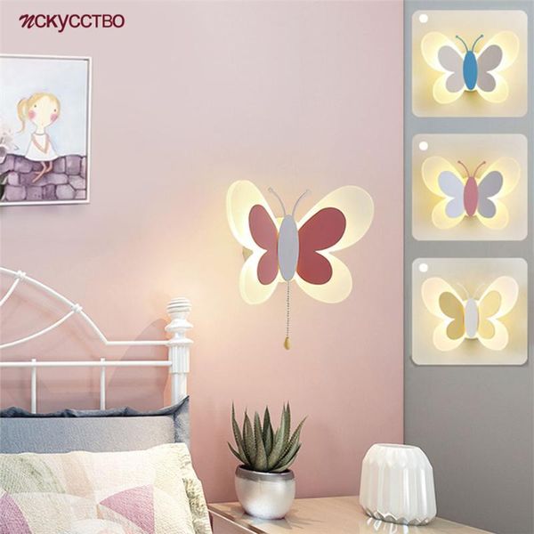 Applique chambre d'enfants acrylique papillon Led avec interrupteur à tirer tricolore modifiable enfants couloir chambre chevet veilleuses