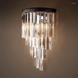 Lámpara de pared Cristal Prisma Sconce Creativo Moderno Simple El Retro Mesita de noche Sala de estar Dormitorio Luz Negro Metal