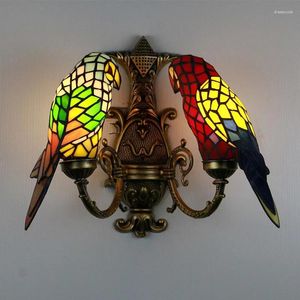 Wandlamp Europese stijl meerkoppige papegaai-serie Gekleurde glazen lampenkap decoratief