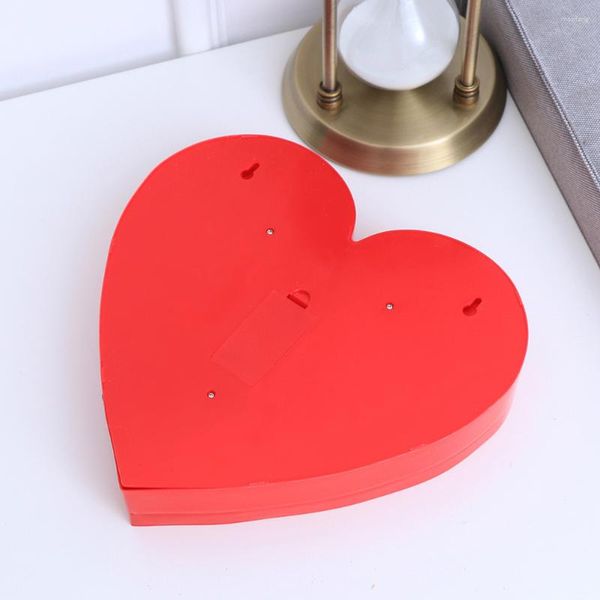 Lámpara de pared Corazón Light Up Sign Letras en forma de alfabeto rojo Decoración de ventana