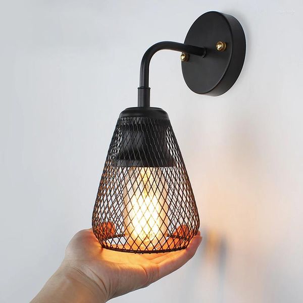 Lámpara de pared Industrial LED minimalista de malla de viento de hierro para sala de estar, dormitorio, pasillo, restaurante, luminaria decorativa de interior