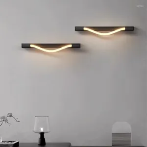 Muurlamp Italiaanse minimalistische siliconenlijn woonkamer achtergrond creatieve decoratieve slaapkamer bedmosfeer