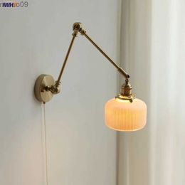 Lámpara de pared IWHD Lámpara de pared de brazo largo de cobre estilo japonés Aplique interruptor de cadena al lado del dormitorio Luz de escalera Pantalla de cerámica Lámpara de pared LED