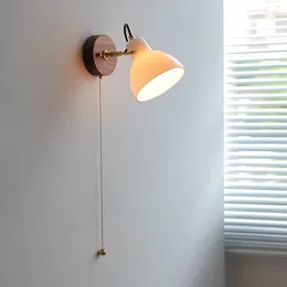 Lámpara de pared Nicho japonés Todo cobre con interruptor de cable Diseño de vidrio de jade blanco Sentido de personalidad Retro Balcón Dormitorio Mesita de noche