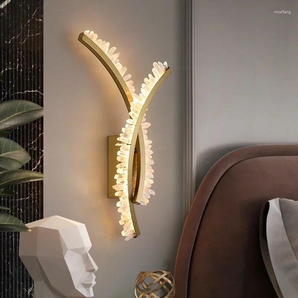 Lampe murale Luxtime Luxury post-moderne luxe et simple Crystal Natural Crystal Bedroom Bed Decoration Corridor de salon