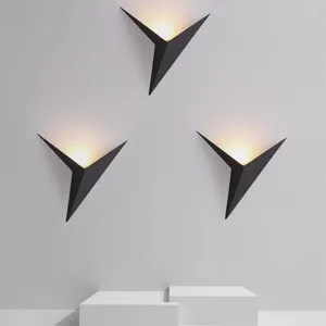 Lampe murale moderne 3W AC85-265V LED clair noir blanc doré en aluminium triangle de forme de triangle