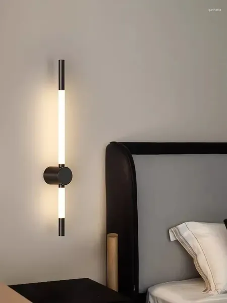 Lámpara de pared Lámparas modernas para dormitorio Decoración para el hogar Tira larga cilíndrica dorada Colgando Sala de estar Escalera Pasillo Luz LED