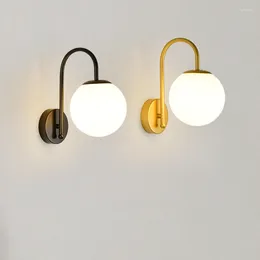 Lampe murale Lumières en verre à LED moderne nordique minimaliste Living Bedroom Bedside Gold Black Metal Sconce Kitchen Lights Fixtures