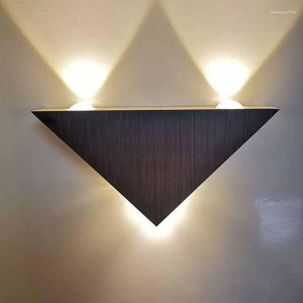 Applique murale moderne lumière LED 3W corps en aluminium Triangle chambre maison luminaire salle de bain coloré
