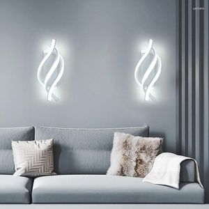 Wandlamp Modern LED-licht gebogen ontwerpspiraal voor woonkamer Slaapkamer Nachtkastje Home Decor Indoor Sconce Verlichting
