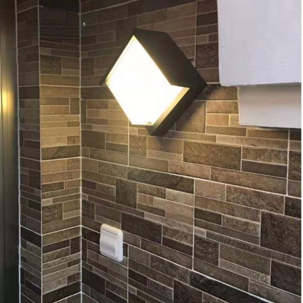 Lámpara de pared Lámparas LED modernas para exteriores Plástico impermeable Porche Puerta delantera Sconce Jardín Terraza Balcón Decoración exterior Iluminación