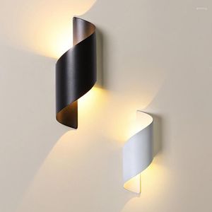 Wandlamp Moderne Minimalistische Indoor LED Verlichtingsarmaturen Voor Slaapkamer Woonkamer Gangpad Lantaarn El Balkon Lustre Blaker