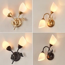 Muurlamp Moderne minimalistische Noordse slaapkamer bedlichtlichten Baan Creatieve glas ijdelheid Licht Achtergrond Decoreren thuisverlichting