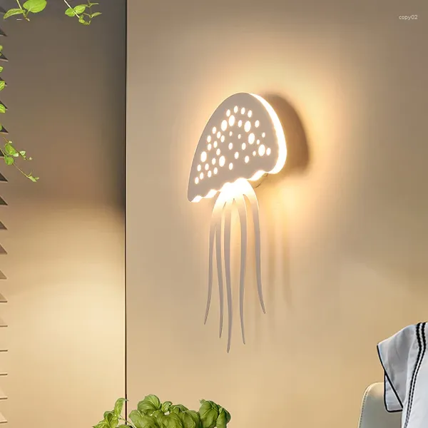Lampe murale moderne minimaliste en fer forgé acrylique corridor couloir d'altitude étude de chambre à coucher lampes de chevet de méduse