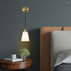 Wandlamp Modern Nordic Simple Villa Homestyle Slaapkamer Spiegel Voorhoofdeinde Alle koperen natuurlijke marmeren hangende lijn