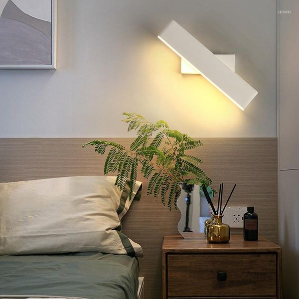 Applique murale moderne Simple chambre lampe frontale lumière créative luxe minimaliste salon allée intérieur nordique peut pivoter à 360 °