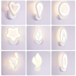 Applique nordique LED acrylique coeur décor chevet appliques étude allée Hall salon chambre café boutique Luminaires Lustre