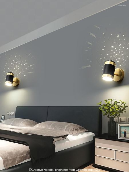 Lámpara de pared Lámparas de baño LED nórdicas Espejo Escalera dorada Luz de noche para dormitorio Aplique de noche Luces pequeñas interiores