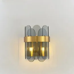 Lámpara de pared sala de estar nórdica decorativa blanca humo gris dormitorio cama modelo de lujo de tres colores atobo