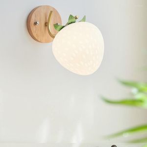 Applique nordique bûche fraise lumière LED chevet moderne personnalité créative femmes applique Spiegel décoration maison