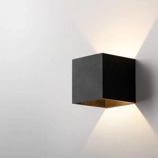 Lámpara de pared Nordic Lustre Led Polea de madera antigua Conjuntos de comedor Brazo oscilante Luz azul Plomería industrial