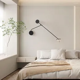 Lampe murale nordique minimaliste avec un bras rotatif réglable