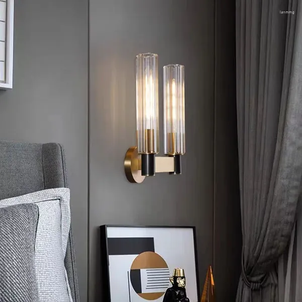 Lámpara de pared nórdica moderna moda columna de lujo cobre dormitorio estudio sala de estar pasillo LED luz de vidrio decorativa