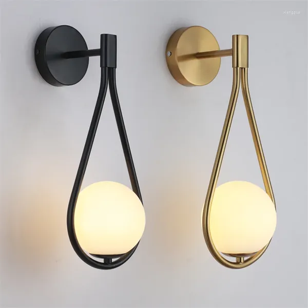 Lámpara de pared nórdica moderna LED luz bola de cristal accesorio dorado Interior sala de estar dormitorio apliques de noche decoraciones para el hogar