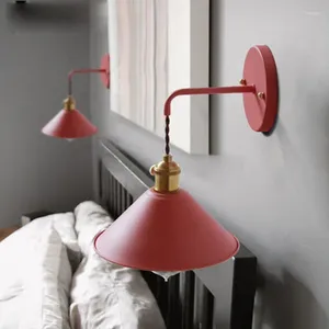 Lampe murale nordique moderne de salon minimaliste escaliers cursets Light Creative Personnalized Bedroom Bedside Macaron Industrial Style